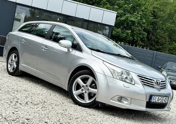 toyota łask Toyota Avensis cena 34900 przebieg: 167000, rok produkcji 2009 z Łask